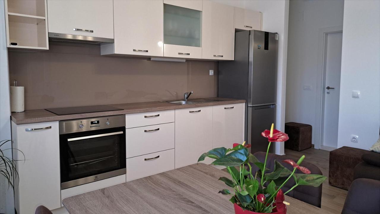 Holiday Apartman Kaštela Exterior foto