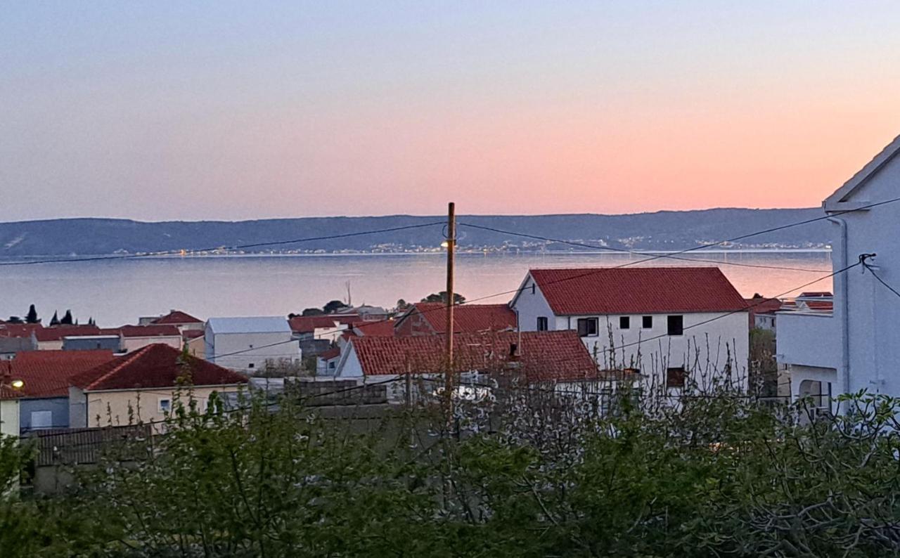 Holiday Apartman Kaštela Exterior foto